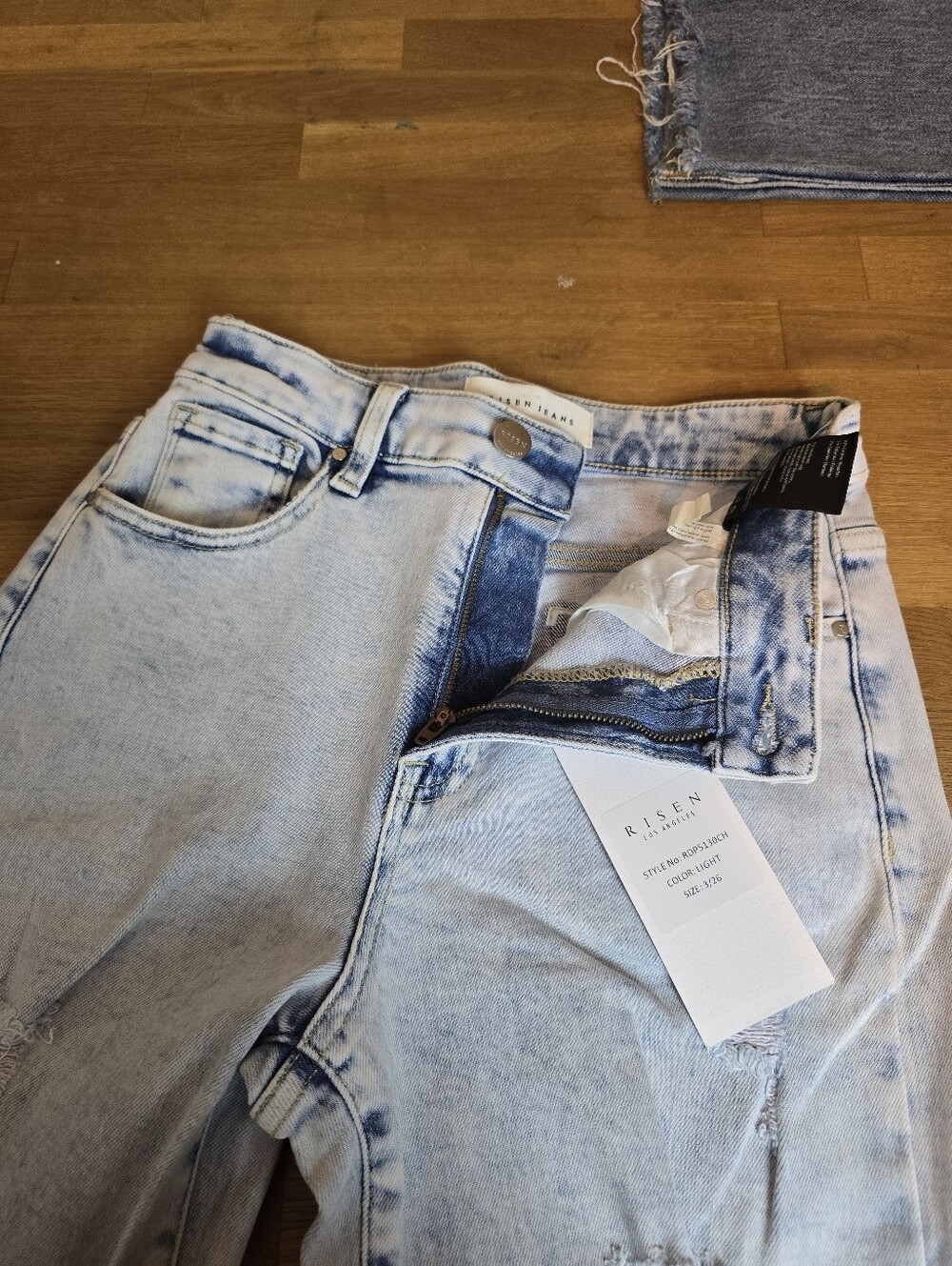 Risen Jeans Georgia - Light Wash Wide Leg Long Tall Inseam 3/26 NWT - Picture 12 of 15